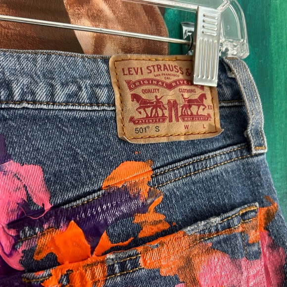 Levi's 501’s Blue and Pink Painted Artistic Straight Leg Jeans W26" X L28" - Picture 10 of 16